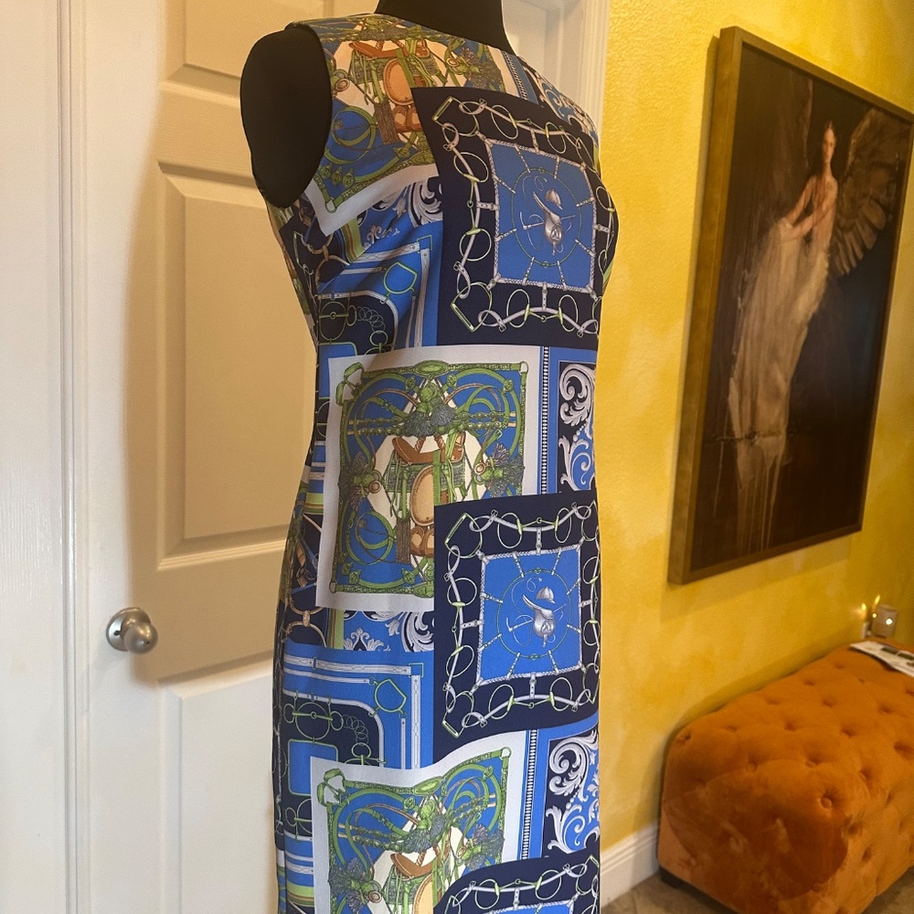 Dress - Picture 9 of 14